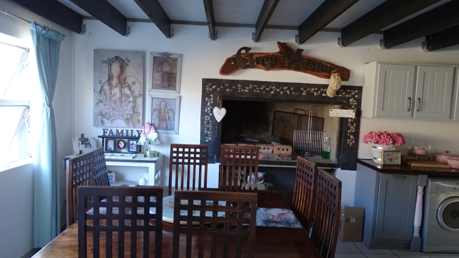 4 Bedroom Property for Sale in Kabeljauws Eastern Cape
